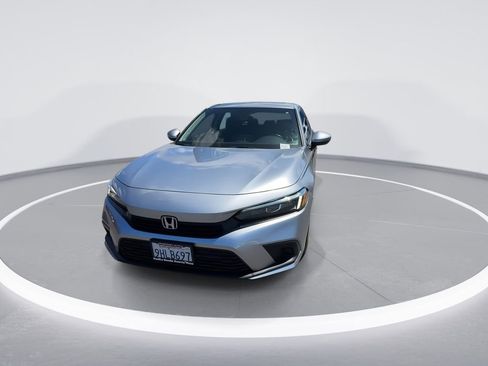 Used 2023 Honda Civic EX image 4