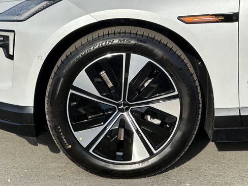 New 2026 Polestar Polestar 4 image 11