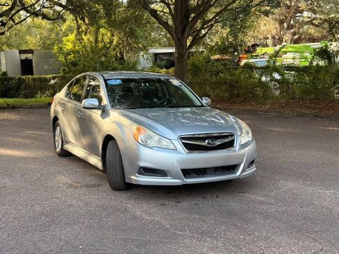 Used 2012 Subaru Legacy 2.5i Premium w/ All-Weather Pkg AWD/4WD image 3