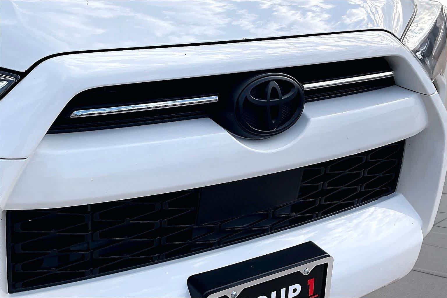 Used 2021 Toyota 4Runner SR5 w/ Wilderness Package (TMS) RWD image 29