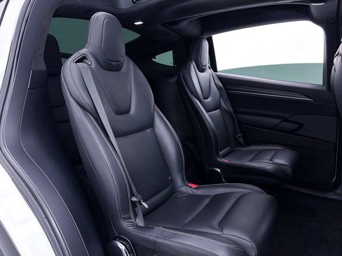Used 2022 Tesla Model X Plaid AWD/4WD image 32