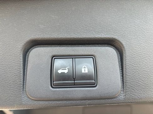 Used 2021 Nissan Rogue SL w/ Premium Package AWD/4WD image 8