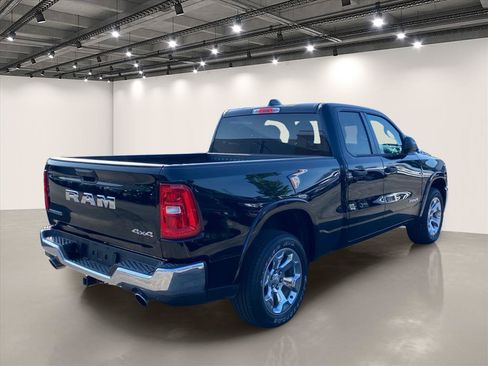 Certified 2025 RAM 1500 Big Horn AWD/4WD image 7