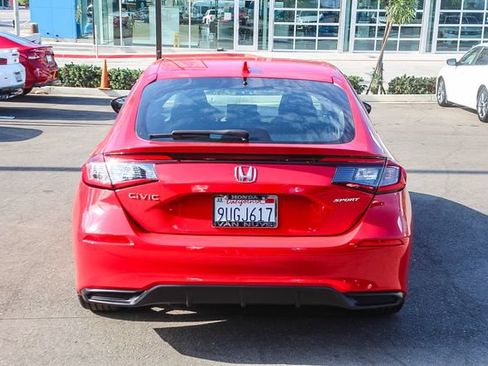 Used 2025 Honda Civic Sport image 6