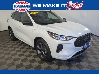 Used 2023 Ford Escape ST-Line video 1