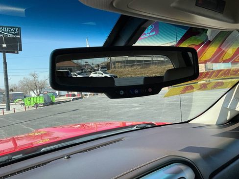 Used 2017 GMC Sierra 1500 SLT w/ Suspension Package, Off-Road image 35