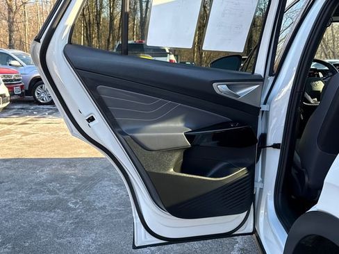 Certified 2023 Volkswagen ID.4 Pro S Plus image 23