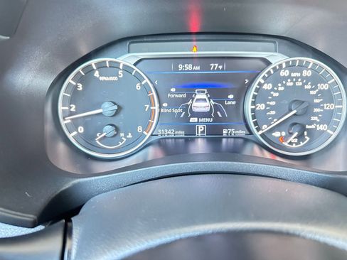 Used 2024 Nissan Altima 2.5 SV image 40