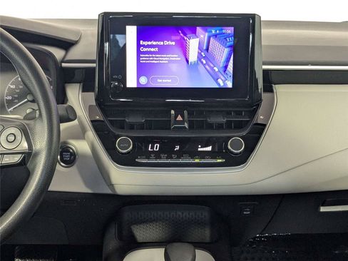 Used 2025 Toyota Corolla LE w/ Convenience Package FWD image 42