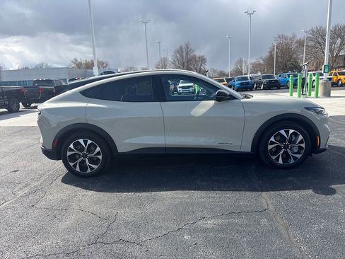 Used 2025 Ford Mustang Mach-E Select image 6