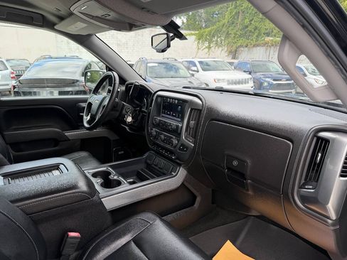 Used 2017 Chevrolet Silverado 1500 LTZ Z71 w/ LTZ Plus Package AWD/4WD image 11