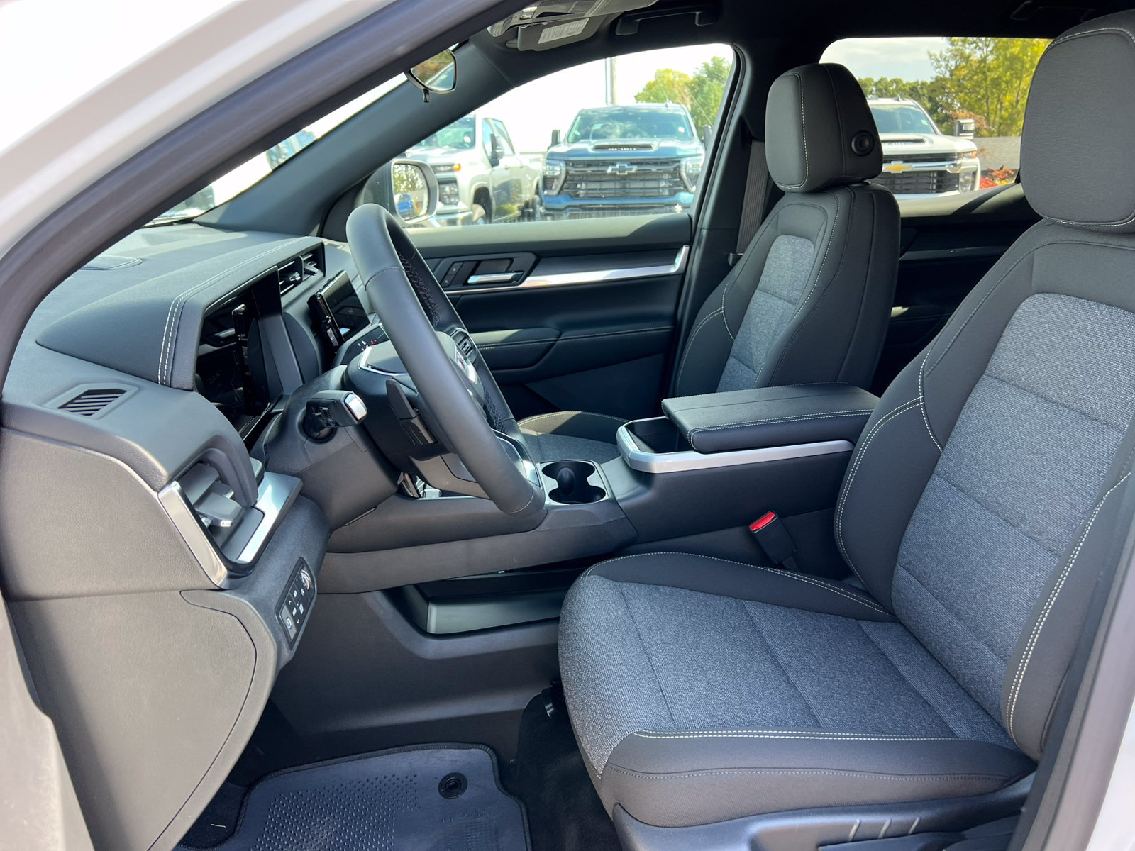 New 2027 GMC Terrain Elevation AWD/4WD image 4
