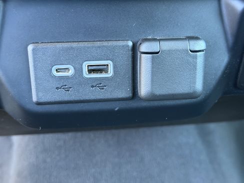 Used 2020 Chevrolet Silverado 1500 LT w/ All-Star Edition image 22