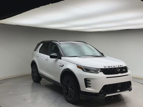 New 2026 Land Rover Discovery Sport Landmark AWD/4WD image 8