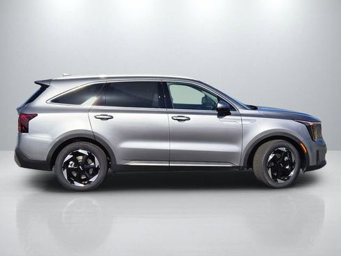 New 2026 Kia Sorento EX FWD image 3