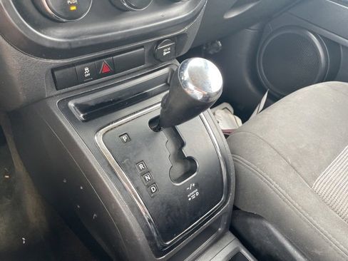 Used 2016 Jeep Compass Sport w/ Power Value Group image 18