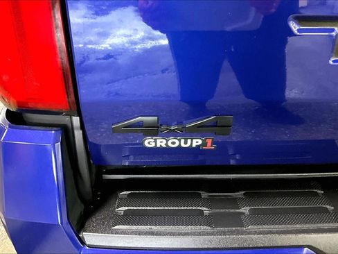 Certified 2025 Toyota Tacoma TRD Off-Road w/ TRD Off Road Upgrade Package image 9