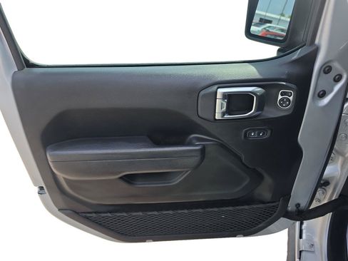 Used 2023 Jeep Wrangler Unlimited Sport AWD/4WD image 9