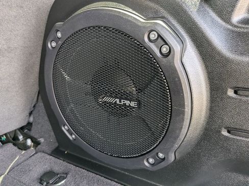 Used 2023 Jeep Wrangler Unlimited Sport AWD/4WD image 13