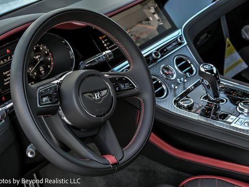 Used 2024 Bentley Continental GT Speed image 30