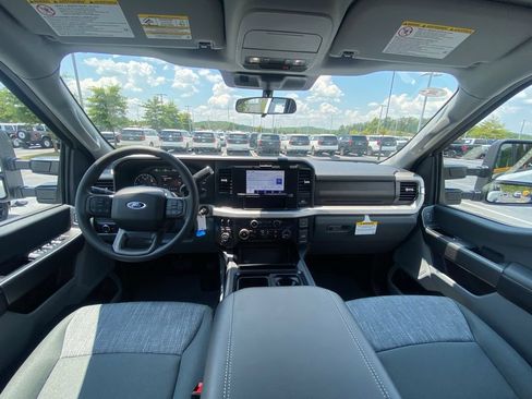 New 2026 Ford F250 XLT w/ Tremor Off-Road Package AWD/4WD image 25