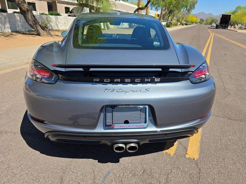 Used 2025 Porsche 718 Cayman S w/ Sport Chrono Package RWD image 20