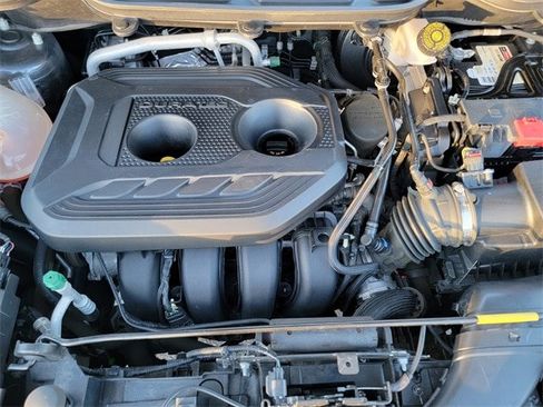 Certified 2021 Ford EcoSport SE image 40