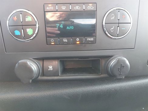 Used 2011 Chevrolet Silverado 1500 LT w/ All-Star Edition image 36