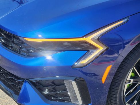 New 2026 Kia K5 GT FWD image 7