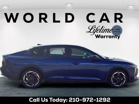 Used 2025 Kia K4 EX FWD image 15