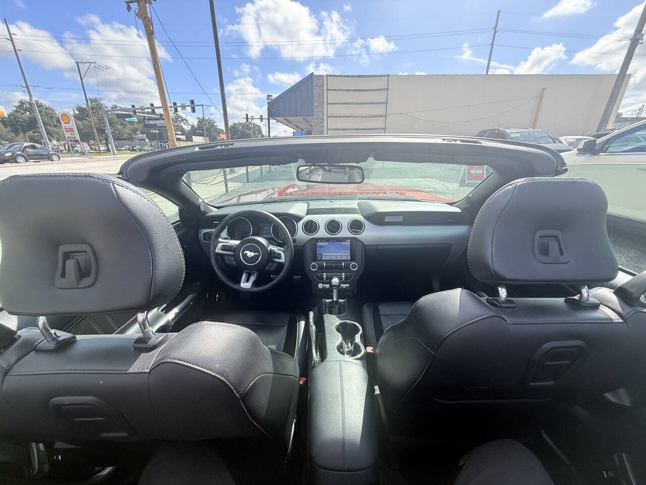 Used 2017 Ford Mustang Premium RWD image 17