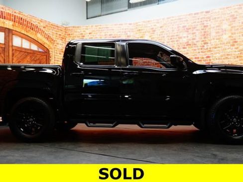 Certified 2022 Nissan Frontier SV AWD/4WD image 8