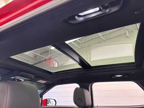 Used 2021 Chevrolet Blazer RS w/ Enhanced Convenience Package image 43