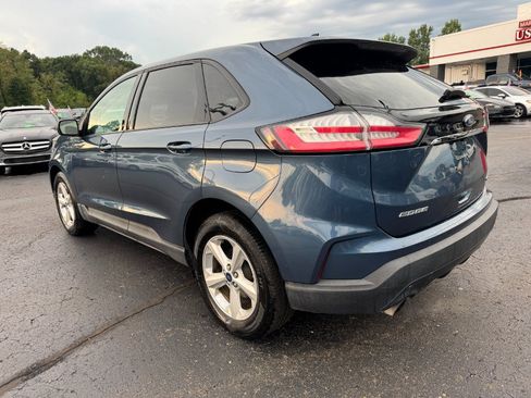 Used 2019 Ford Edge SE FWD image 3