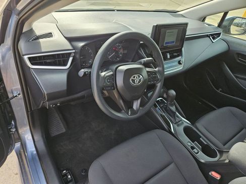 Used 2025 Toyota Corolla LE FWD image 13