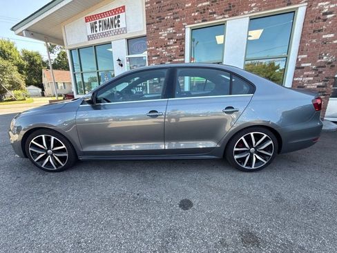 Used 2013 Volkswagen Jetta GLI Autobahn FWD image 8