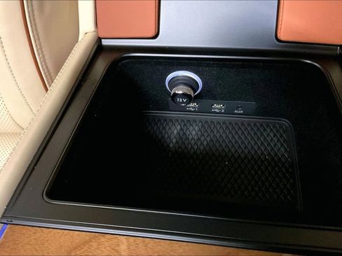 Used 2024 Bentley Continental GT image 35