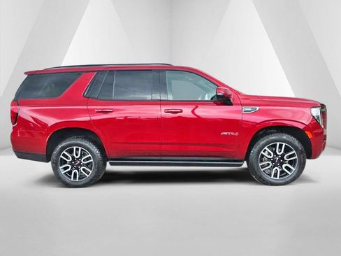 Used 2023 GMC Yukon AT4 AWD/4WD image 4