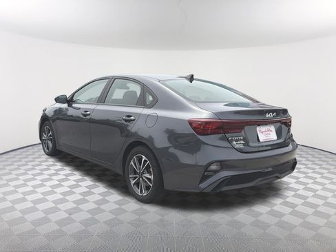 Used 2024 Kia Forte LXS FWD image 14