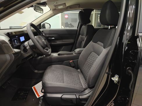 New 2026 Nissan Kicks SV w/ Cold Weather Package AWD/4WD image 10
