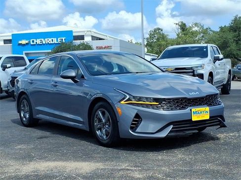 Used 2022 Kia K5 LXS image 8