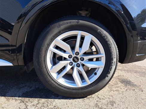 Used 2023 Audi Q5 2.0T Premium w/ Convenience Package image 35