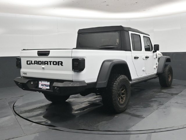 Used 2022 Jeep Gladiator Mojave AWD/4WD image 3