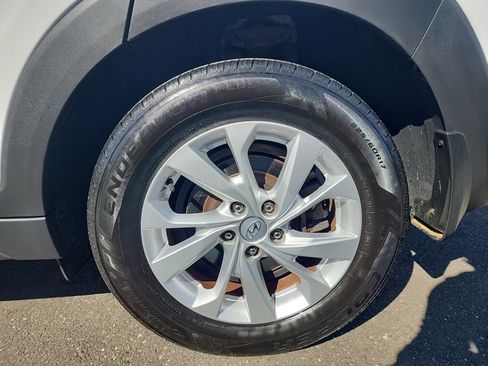 Used 2019 Hyundai Tucson SE AWD/4WD image 12