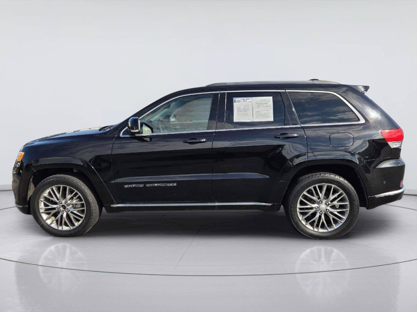 Used 2017 Jeep Grand Cherokee Summit AWD/4WD image 5