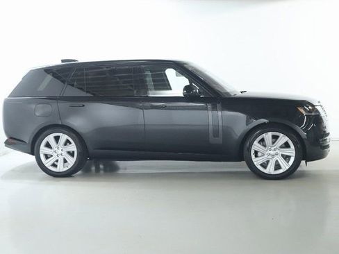 Used 2023 Land Rover Range Rover Long Wheelbase SE AWD/4WD image 10