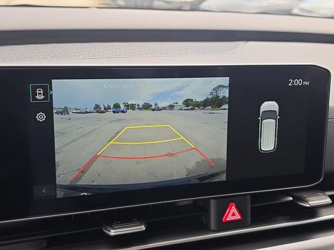 New 2027 Kia Carnival FWD image 24