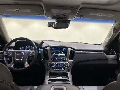 Certified 2019 GMC Yukon Denali w/ Open Road Package AWD/4WD image 20