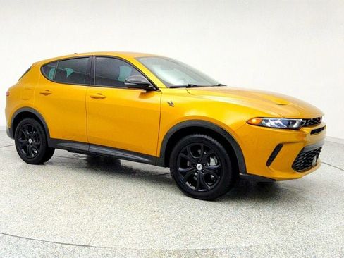 Used 2024 Dodge Hornet R/T w/ R/T Blacktop Package image 3