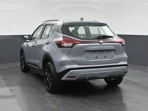 Used 2023 Nissan Kicks SR FWD image 5